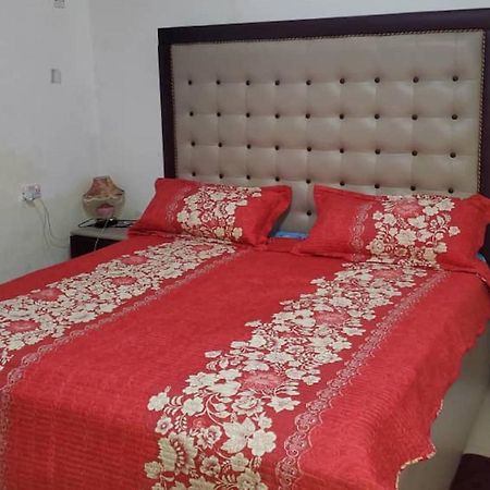 Savagem Furnished Apartment Фрітаун Екстер'єр фото